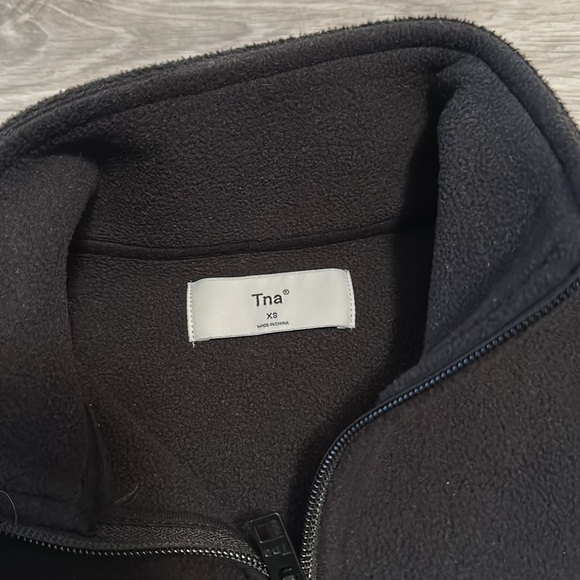Tna 1/4 zip fleece sweater - Picture 2 of 4
